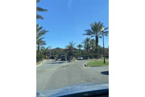 5554 METROWEST BOULEVARD, ORLANDO, FL 32811 Sold 12/27/23