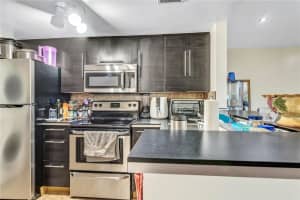 600 ORANGE DRIVE, ALTAMONTE SPRINGS, FL 32701 Sold 03/04/24