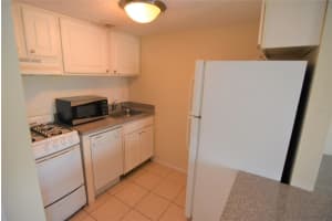 121 OYSTER BAY CIRCLE, ALTAMONTE SPRINGS, FL 32701 Sold 06/10/24