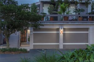 5157 CYPRESS CREEK DRIVE, ORLANDO, FL 32811 Sold 03/20/24