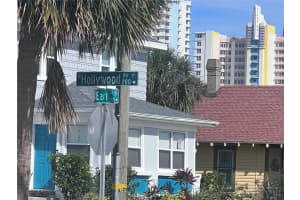 EARL ST, DAYTONA BEACH, FL 32118 - MLS#MFRO6161542