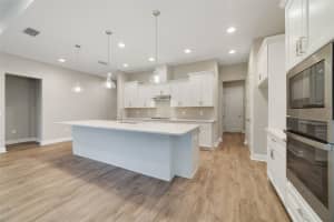 2103 LIMESTONE TRAIL, KISSIMMEE, FL 34747 Sold 03/05/24