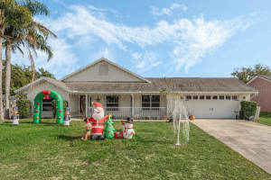 120 BENT OAK LOOP, DAVENPORT, FL 33837 Sold 02/20/24