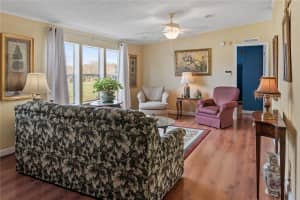322 THORNHILL ESTATES COURT, WINTER HAVEN, FL 33880 Sold 01/26/24