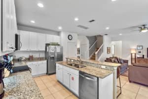 5220 OAKBOURNE AVENUE, DAVENPORT, FL 33837 - MLS#MFRO6163048