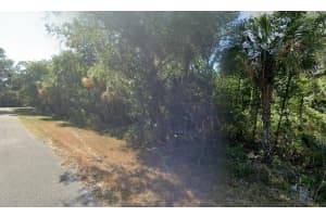 16433 NEOSHO AVENUE, PORT CHARLOTTE, FL 33954 Sold 10/20/25