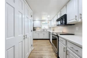 601 MCDONALD STREET, MOUNT DORA, FL 32757 Sold 04/03/24