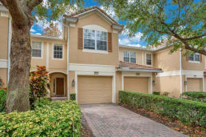 6842 SLAVEN DRIVE, ORLANDO, FL 32819 Sold 04/16/24