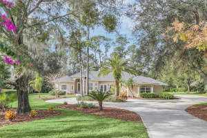 2380 CREST RIDGE COURT, SANFORD, FL 32771 Sold 04/10/24