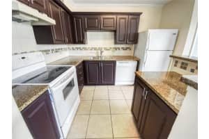 370 LAKE ONTARIO COURT, ALTAMONTE SPRINGS, FL 32701 Sold 04/05/24