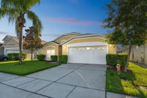 8152 SUN PALM DR, KISSIMMEE, FL 34747 Sold 08/01/24