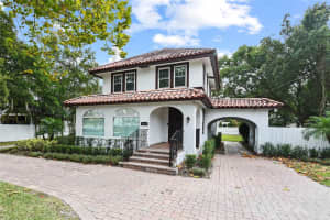 1310 ALOMA AVENUE, WINTER PARK, FL 32789 Sold 08/04/25