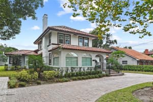 1310 ALOMA AVENUE, WINTER PARK, FL 32789 Sold 08/04/25