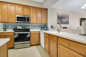 9422 MYRTLE CREEK LANE, ORLANDO, FL 32832 Sold 02/06/24