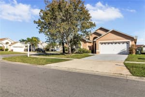 684 EAGLE POINTE S, KISSIMMEE, FL 34746 Sold 01/24/24