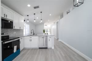 9826 DEAN ACRE DRIVE, ORLANDO, FL 32825 Sold 05/10/24