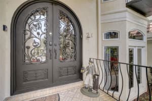 2204 CAIRNS COURT, ORLANDO, FL 32835 Sold 02/15/24