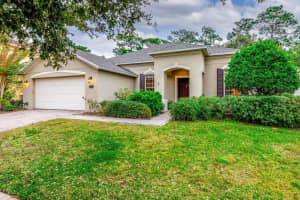 229 LAUREL POINT COURT, DELAND, FL 32724 Sold 08/02/24