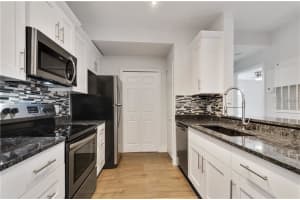 5475 VINELAND ROAD, ORLANDO, FL 32811 Sold 10/15/24