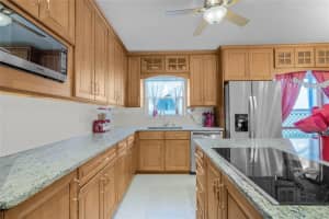5524 ELIZABETH ROSE SQUARE, ORLANDO, FL 32810 Sold 03/26/24