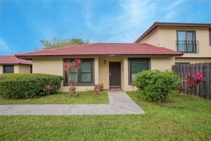 407 HUNTER CIRCLE, KISSIMMEE, FL 34758 Sold 03/05/24