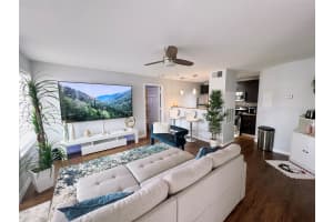 4752 WALDEN CIRCLE, ORLANDO, FL 32811 Sold 05/15/24