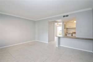 101 OYSTER BAY CIRCLE, ALTAMONTE SPRINGS, FL 32701 Sold 02/29/24