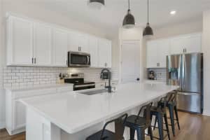 15024 STUTTGART ALLEY, WINTER GARDEN, FL 34787 Sold 02/01/24