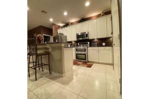 466 PEPIN DRIVE, ORLANDO, FL 32825 - MLS#MFRO6167085
