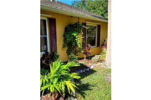 4250 KING RICHARD LANE, SARASOTA, FL 34232 Sold 03/27/24