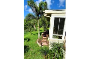 4250 KING RICHARD LANE, SARASOTA, FL 34232 Sold 03/27/24