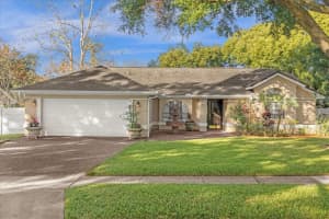 2216 FAIRGLENN WAY, WINTER PARK, FL 32792 Sold 02/15/24