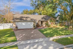 2216 FAIRGLENN WAY, WINTER PARK, FL 32792 Sold 02/15/24