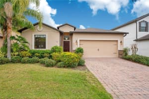 4333 SUMMER BREEZE WAY, KISSIMMEE, FL 34744 Sold 03/06/24