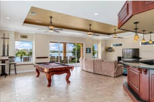 10094 BRANDON CIRCLE, ORLANDO, FL 32836 Sold 02/23/24