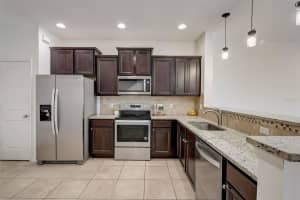 3021 ALESSA LOOP, APOPKA, FL 32703 Sold 03/22/24