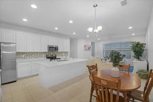 8184 MOSAIC LANE, WINTER GARDEN, FL 34787 Sold 03/29/24