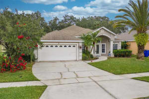 2111 EAGLEVIEW COURT, KISSIMMEE, FL 34746 Sold 02/07/24