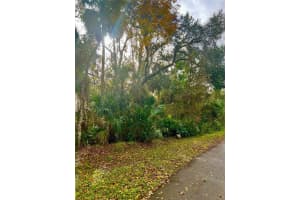 280 RIVERBEND ROAD, ORMOND BEACH, FL 32174 - MLS#MFRO6168942