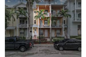 404 13TH TERRACE, FORT LAUDERDALE, FL 33312 Sold 04/29/24