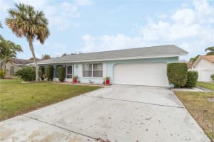 212 VIA HAVARRE, MERRITT ISLAND, FL 32953 Sold 04/17/24