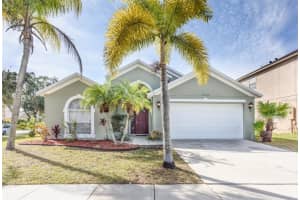 13752 HAWKEYE DRIVE, ORLANDO, FL 32837 Sold 03/28/24