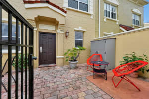 2640 BELLA VISTA DRIVE, DAVENPORT, FL 33897 Sold 07/25/24