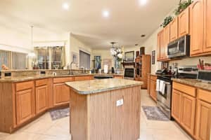 10221 LEEDS COURT, ORLANDO, FL 32836 Sold 03/12/24