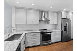 615 MAPLE OAK CIRCLE, ALTAMONTE SPRINGS, FL 32701 Sold 09/23/24