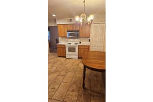 1063 EAGLES FORREST DRIVE, APOPKA, FL 32712 Sold 03/19/24