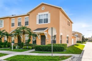 13382 DANIELS LANDING CIRCLE, WINTER GARDEN, FL 34787 Sold 04/26/24
