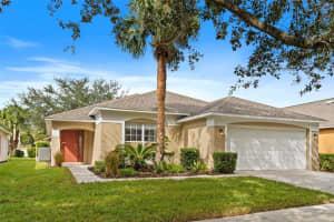 2684 EMERALD ISLAND BOULEVARD, KISSIMMEE, FL 34747 Sold 02/23/24