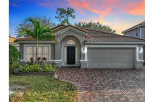 5874 BUFORD STREET, ORLANDO, FL 32835 Sold 03/15/24