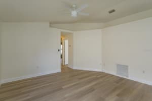 1056 VISTA PALMA WAY, ORLANDO, FL 32825 Sold 05/02/24